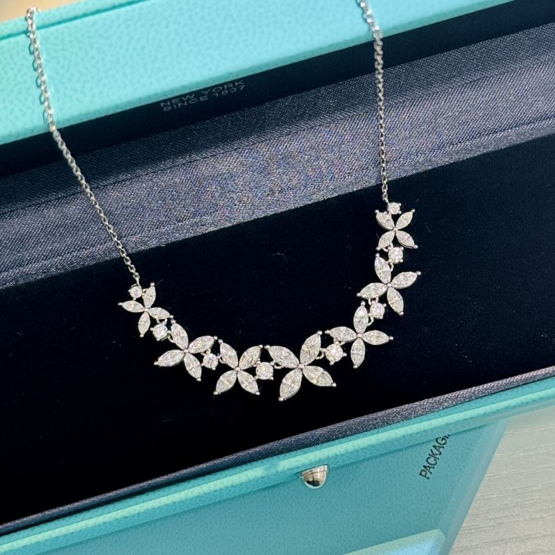 T*f*ny necklaces